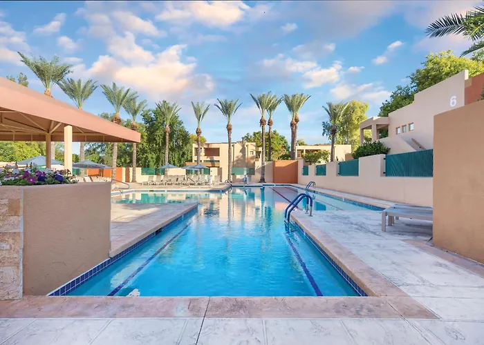 Orange Tree 1br Phoenix